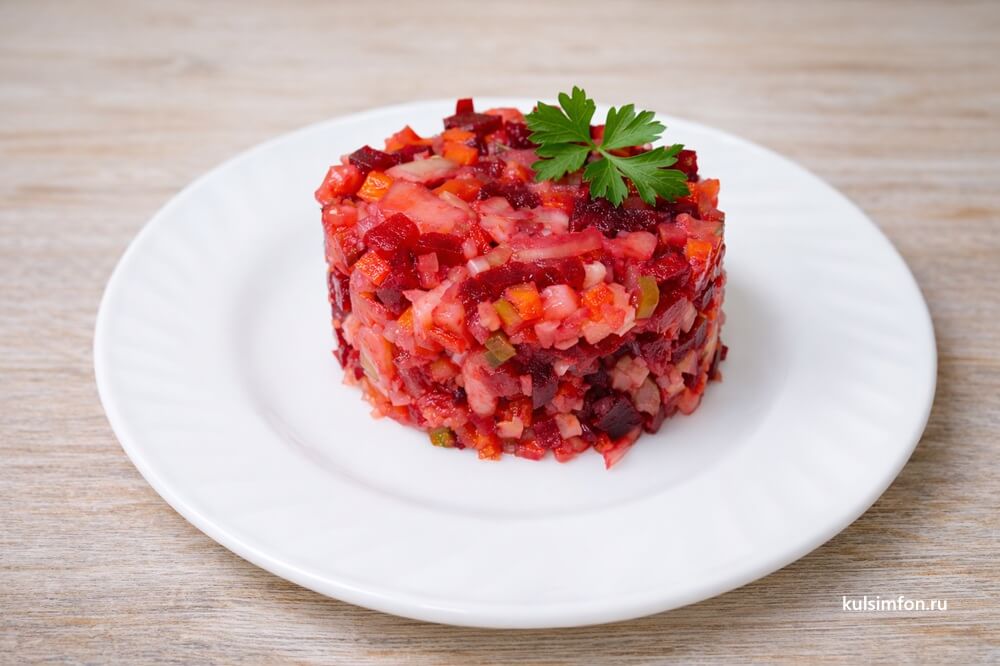 Винегрет классический с квашеной капустой и горошком