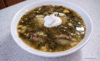 Зеленый суп с щавелем