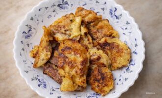 Бедрышки индейки в нежном кляре