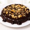 Мокрый шоколадный торт с орехами