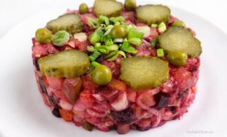 Винегрет с дижонской горчицей на белой горчице