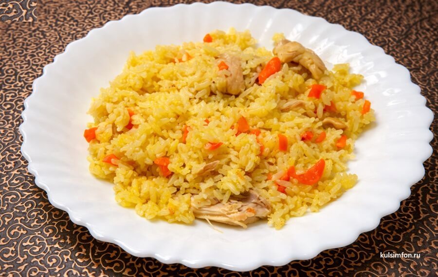 Плов из курицы в кастрюле