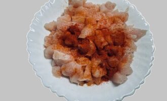 Замаринованное куриное филе с паприкой