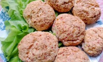 Котлеты с крабовыми палочками и яйцом