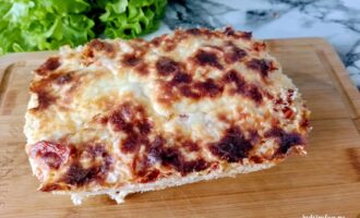 Готовый куриный кекс после запекания в духовке