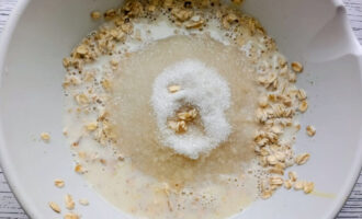 Сахар и ванилин в овсяной смеси