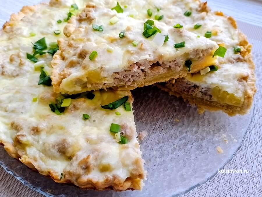 Пирог с фаршем и картофелем в духовке