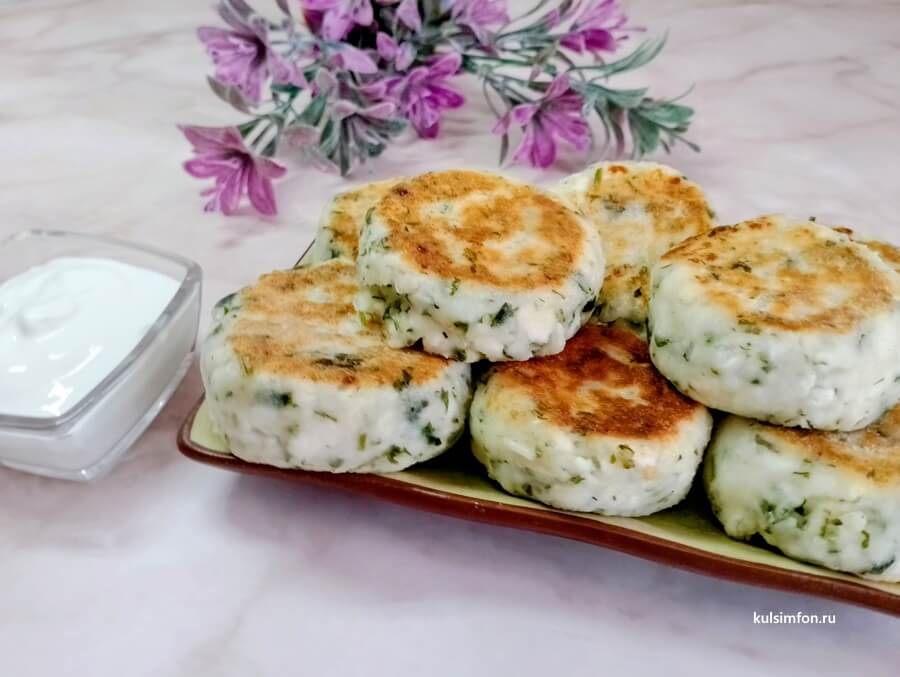 Соленые сырники с сыром и зеленью